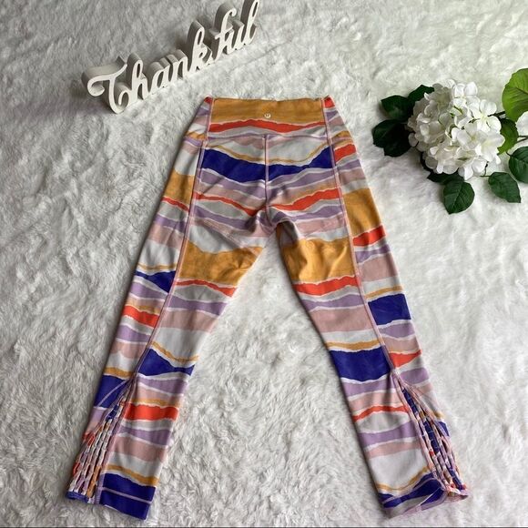Lululemon True Self Crop Leggings Pants In Bleacher Stripe Iris Size 6 - Picture 3 of 5